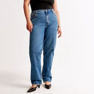 Abercrombie and Fitch Ultra High Rise 90s Straight Jean